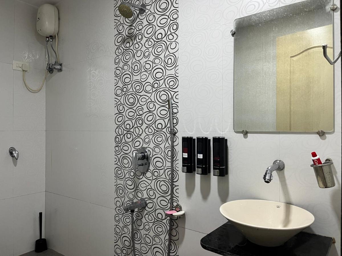 Tranquil : 3Bhk Spacious Villa In Gold Valley Лонавала Екстериор снимка